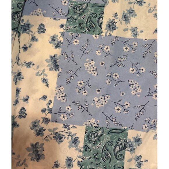 Urban Kids Med Patchwork Floral Jumpsuit With Button Front & Ruffled Sleeves - Picture 3 of 7